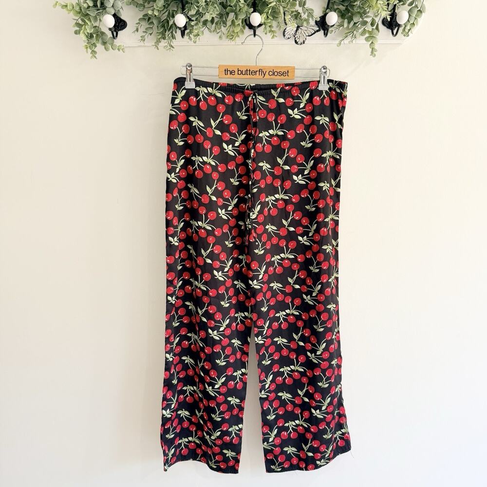 vintage Shut Women’s Black Cherry print Wide Leg Satin Pants Size Large Z4996